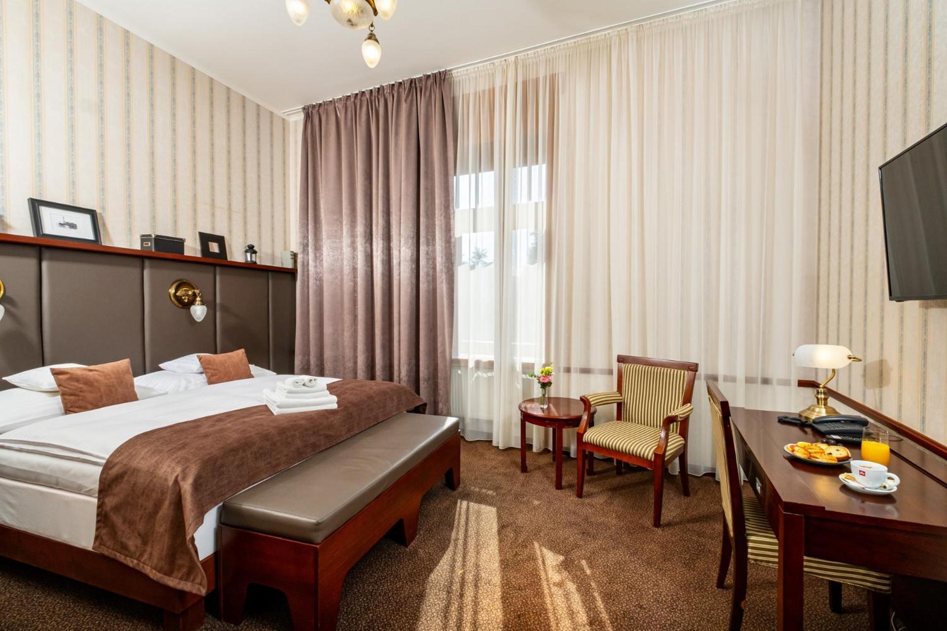 Hotel Golden Eagle ليفيتسا المظهر الخارجي الصورة