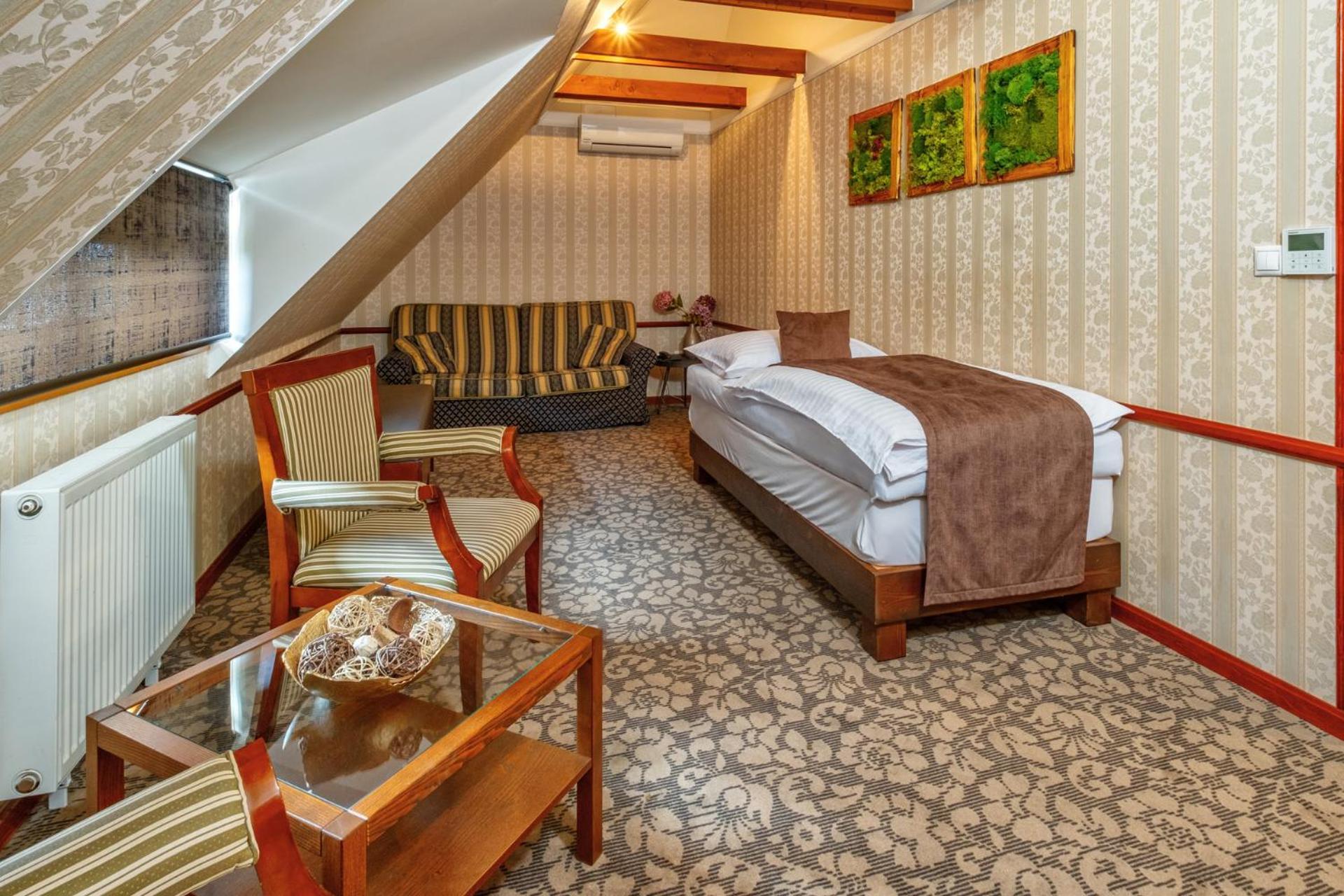 Hotel Golden Eagle ليفيتسا المظهر الخارجي الصورة